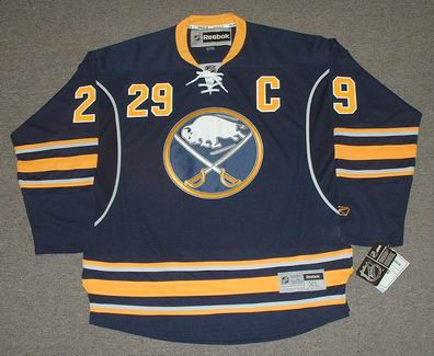 pominville jersey