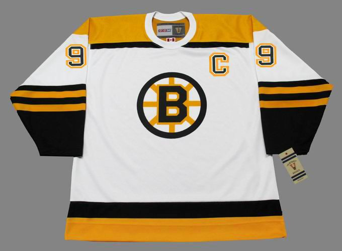 CCM | JOHNNY BUCYK Boston Bruins 1966 