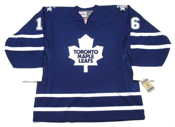 darcy tucker jersey