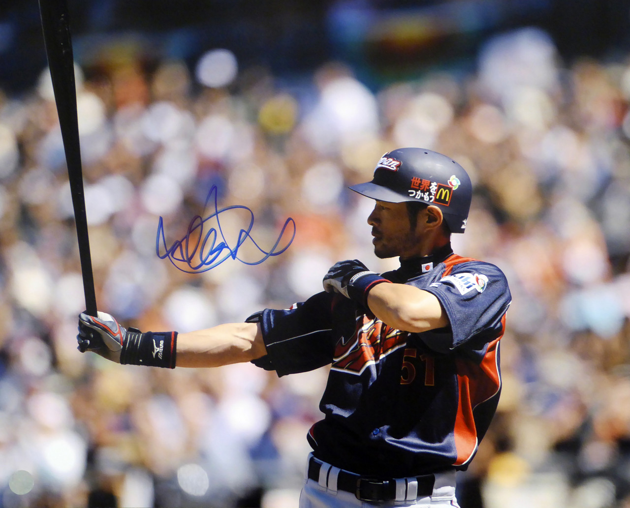 Ichiro Suzuki Autographed 16x20 Photo WBC Japan IS Holo Stock 77816