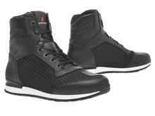 Forma motorcycle riding sneakers on sale. One Flow Sneakers are built for comfort and agilty. MOTO-D is a master retailer for Forma Boots.