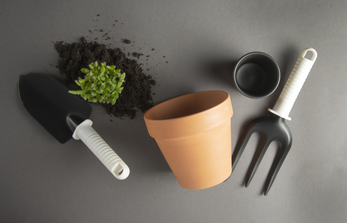 10 Essential Gardening Tools For Beginners Frostproof Growers Supply