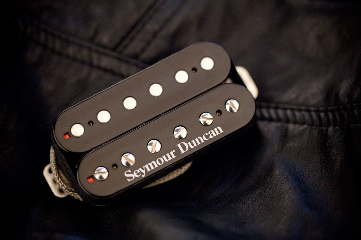 seymour duncan custom humbucker