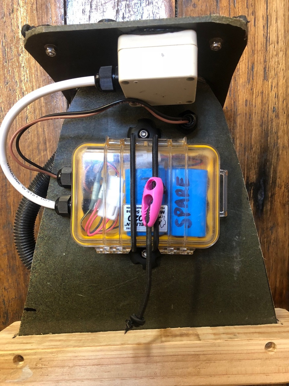 Kayak Electronic Bilge Pump includes Rule pump kit, Battery Box