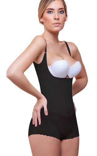 Vedette Victorie Sexy Shapewear with Lace Boyshort - Black