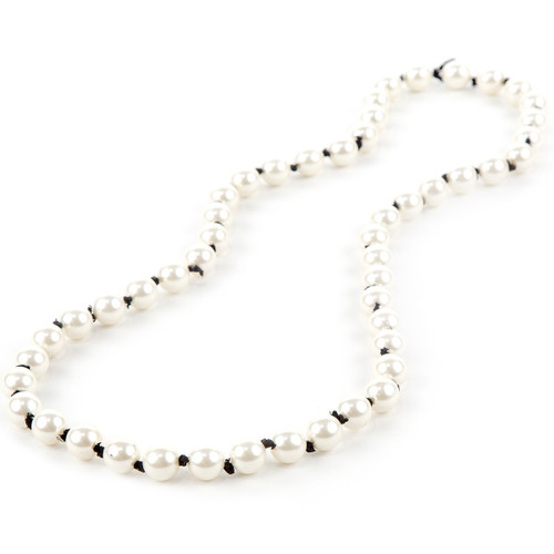 White Pearl/Black Ribbon