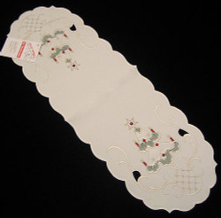 German Christmas Tree Oval Table Topper