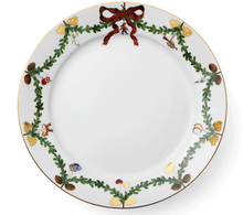 Royal Copenhagen Star Fluted Christmas Dinner Plate 10.75 in 1017457