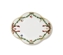 Royal Copenhagen Star Fluted Christmas Accent Dish 8.5 in 1017441