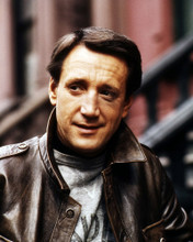 ROY SCHEIDER GREAT PORTRAIT IN BROWN LEATHER JACKET PRINTS AND POSTERS 288592