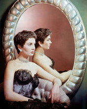 JEAN SIMMONS POSE BY ELEGANT MIRROR PRINTS AND POSTERS 288588