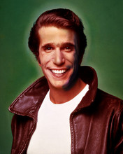 HENRY WINKLER HAPPY DAYS CLASSIC THE FONZ LEATHER JACKET PRINTS AND POSTERS 288400