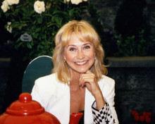 FELICITY KENDAL CANDID SMILING CUTE POSE PRINTS AND POSTERS 288023