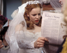 RACHEL MCADAMS HOLDING NEWSPAPER THE NOTEBOOK PRINTS AND POSTERS 287922