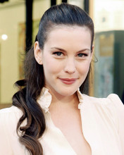 LIV TYLER CANDID PORTRAIT PRINTS AND POSTERS 287579
