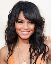 VANESSA HUDGENS BEAUTIFUL SMILING POSE GOLD CHAINS PRINTS AND POSTERS 287116