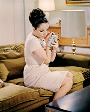 ELIZABETH TAYLOR PRINTS AND POSTERS 285349
