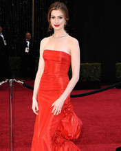 ANNE HATHAWAY IN RED DRESS AT AWARDS PRINTS AND POSTERS 283603