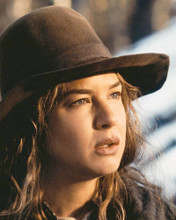 COLD MOUNTAIN REN?E ZELLWEGER IN STETSON PRINTS AND POSTERS 283532