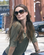 GABRIELLE ANWAR SUNGLASSES BURN NOTICE TV PRINTS AND POSTERS 283275