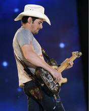 BRAD PAISLEY GREAT CONCERT SHOT PRINTS AND POSTERS 282131
