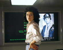 ALIEN SIGOURNEY WEAVER PRINTS AND POSTERS 281747