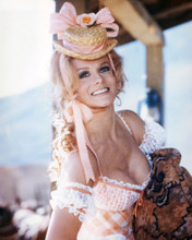 ANN-MARGRET BUSTY THE TRAIN ROBBERS PRINTS AND POSTERS 281072