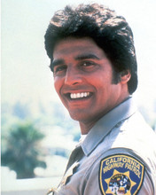 ERIK ESTRADA SMILING FROM CHIPS PRINTS AND POSTERS 278344