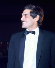 OMAR SHARIF IN TUXEDO SMILING RARE CANDID PRINTS AND POSTERS 277976