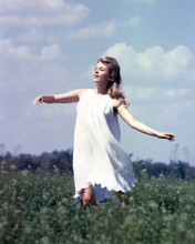 JEAN SEBERG IN WHITE DRESS IN FIELD RUNNING PRINTS AND POSTERS 277943