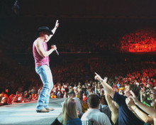 KENNY CHESNEY ON STAGE CONCERT PRINTS AND POSTERS 277363