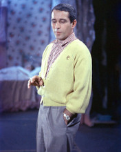 PERRY COMO YELLOW CARDIGAN TV SHOW PRINTS AND POSTERS 277061