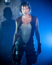 MILLA JOVOVICH RESIDENT EVIL WITH GUNS PRINTS AND POSTERS 276836