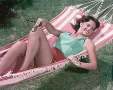 NATALIE WOOD SEXY IN SHORTS 1950'S PRINTS AND POSTERS 271863