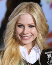 AVRIL LAVIGNE SMILING HEAD SHOT BLONDE PRINTS AND POSTERS 270666