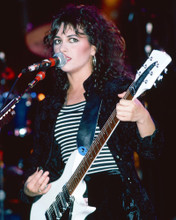 SUSANNAH HOFFS IN CONCERT THE BANGLES PRINTS AND POSTERS 266969