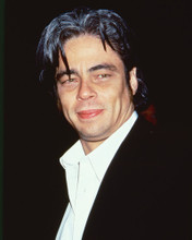 BENECIO DEL TORO CANDID PRINTS AND POSTERS 265494