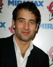 CLIVE OWEN CANDID PRINTS AND POSTERS 262855