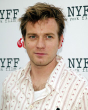 EWAN MCGREGOR CANDID PRINTS AND POSTERS 259090