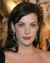 LIV TYLER NICE CLOSE UP PRINTS AND POSTERS 257720