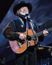 WILLIE NELSON WITH GUITAR PRINTS AND POSTERS 256520