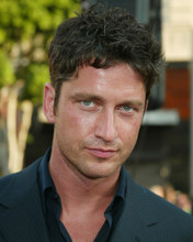 GERARD BUTLER CLOSE UP CANDID PRINTS AND POSTERS 255868