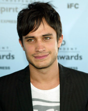 GAEL GARCIA BERNAL CANDID PRINTS AND POSTERS 255626