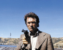 CLINT EASTWOOD MAGNUM FORCE POINTING GUN DIRTY HARRY PRINTS AND POSTERS 254779