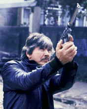 DEATH WISH 3 CHARLES BRONSON POINTING GUN PRINTS AND POSTERS 254299