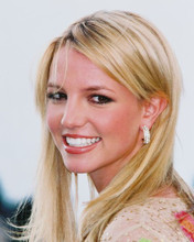 BRITNEY SPEARS CANDID CLOSE UP SMILE PRINTS AND POSTERS 253386