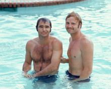 BURT REYNOLDS & JON VOIGHT BARECHESTED IN POOL C PRINTS AND POSTERS 253125
