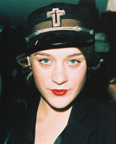 貴重‼️ NYLON Chloe Sevigny 表紙特集号 貴重‼️ NYLON Chloe Sevigny 表紙特集号 【公式通販】
