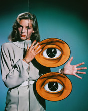 LAUREN BACALL STRIKING POSE BY GIANT EYES C PRINTS AND POSTERS 239928