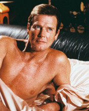 ROGER MOORE PRINTS AND POSTERS 237666